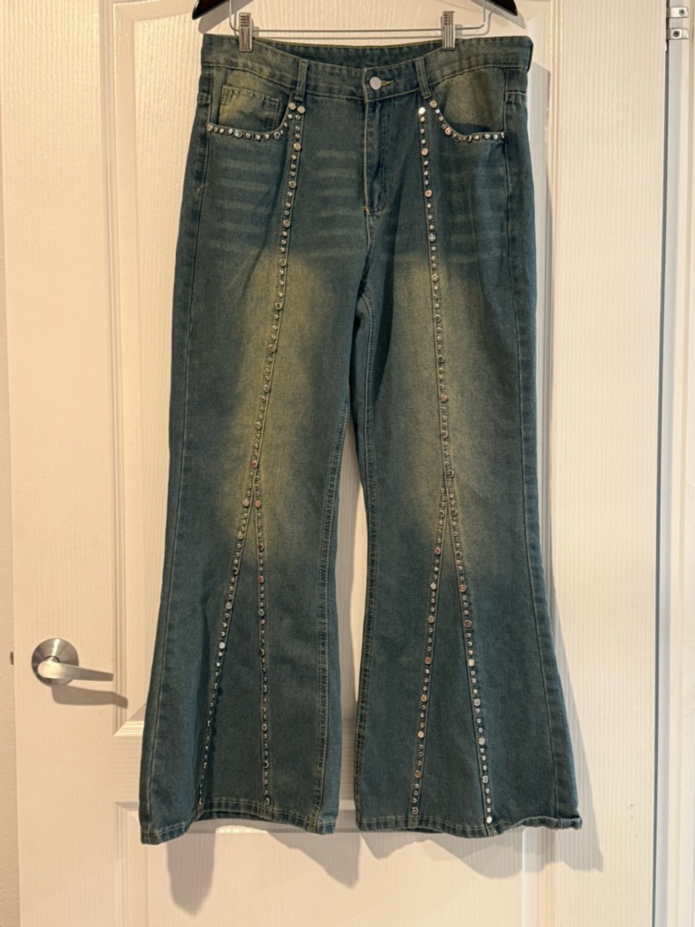 Manfinity studded flare jeans women’s large Y2K festive western embellished